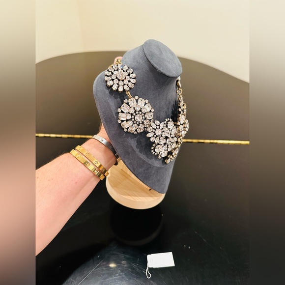 NWT Luxury Maximalist Spring J. Crew Crystal Flower Lattice Statement Necklace - Picture 5 of 15